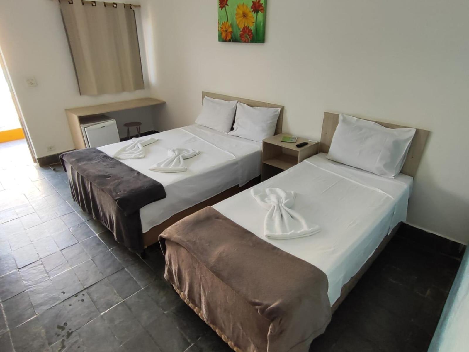 Vila Do Tombo Hotel กัวรูจา ภายนอก รูปภาพ